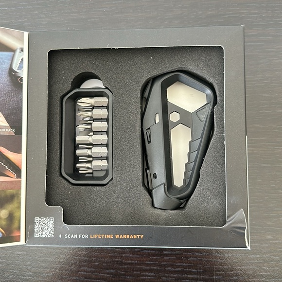 NIB Tactica M.100X Bundle Pack Multi Tool - Picture 3 of 5